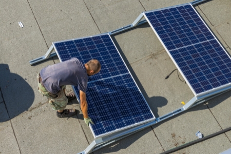 SolarClick: 15,000 m2 more solar panels in Brussels in 2018!